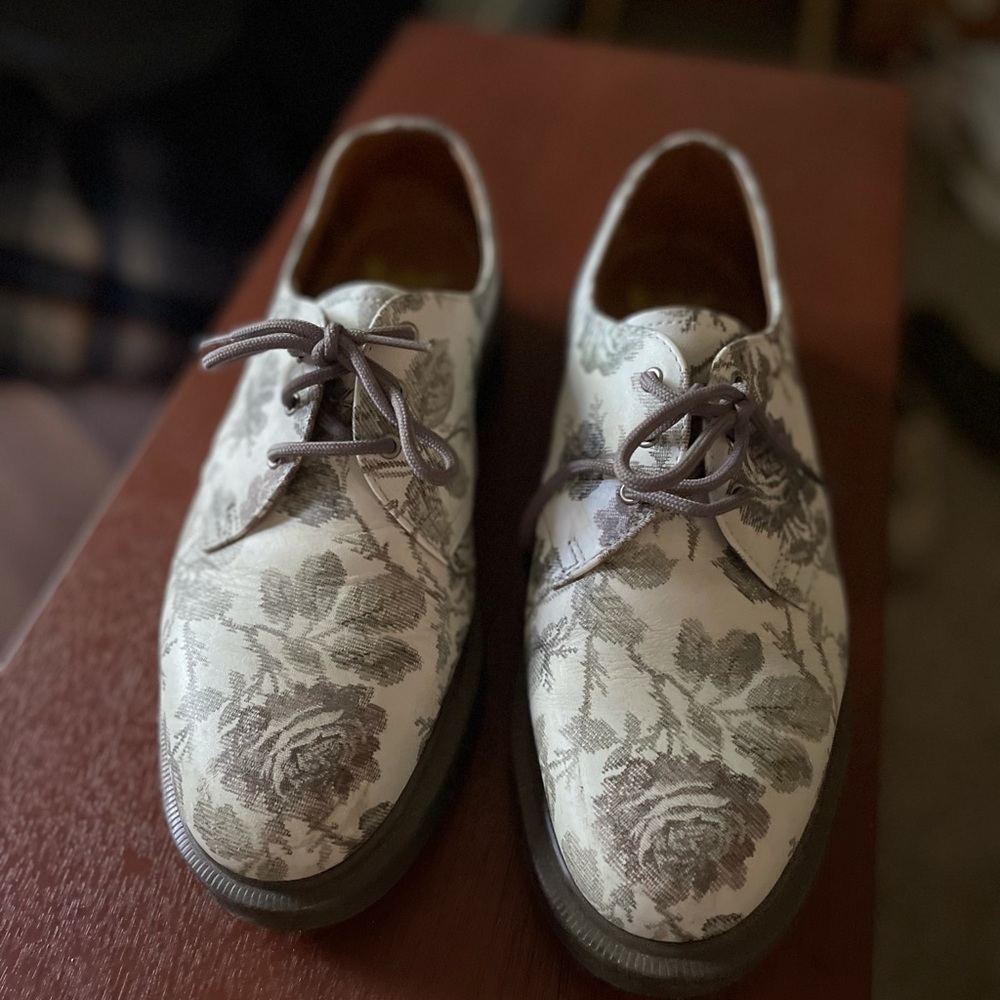 floral doc martens - vintage!!!